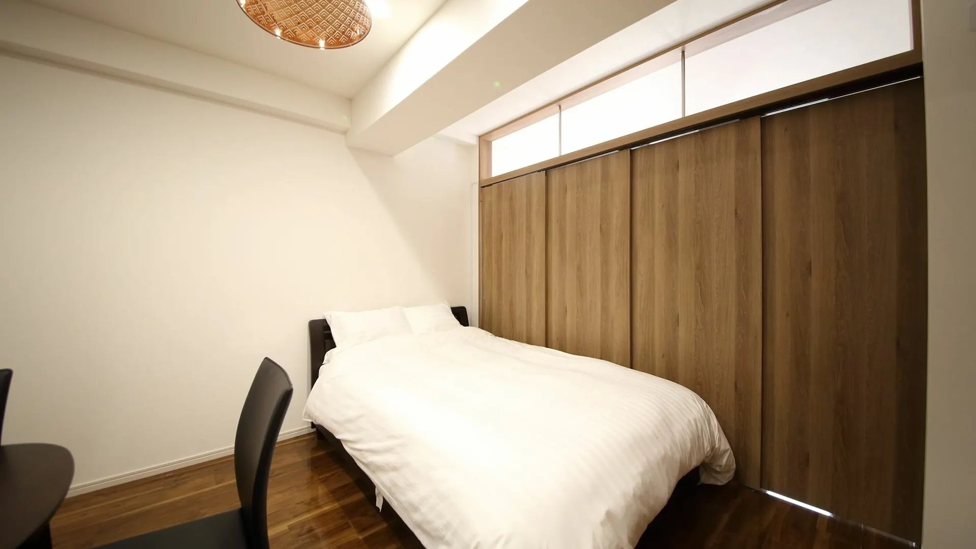 Alex'S Home Shinsaibashi 오사카